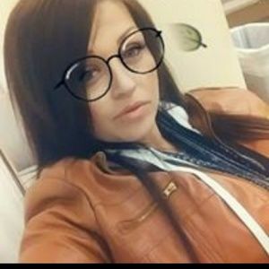 Meet your Posher, Amie